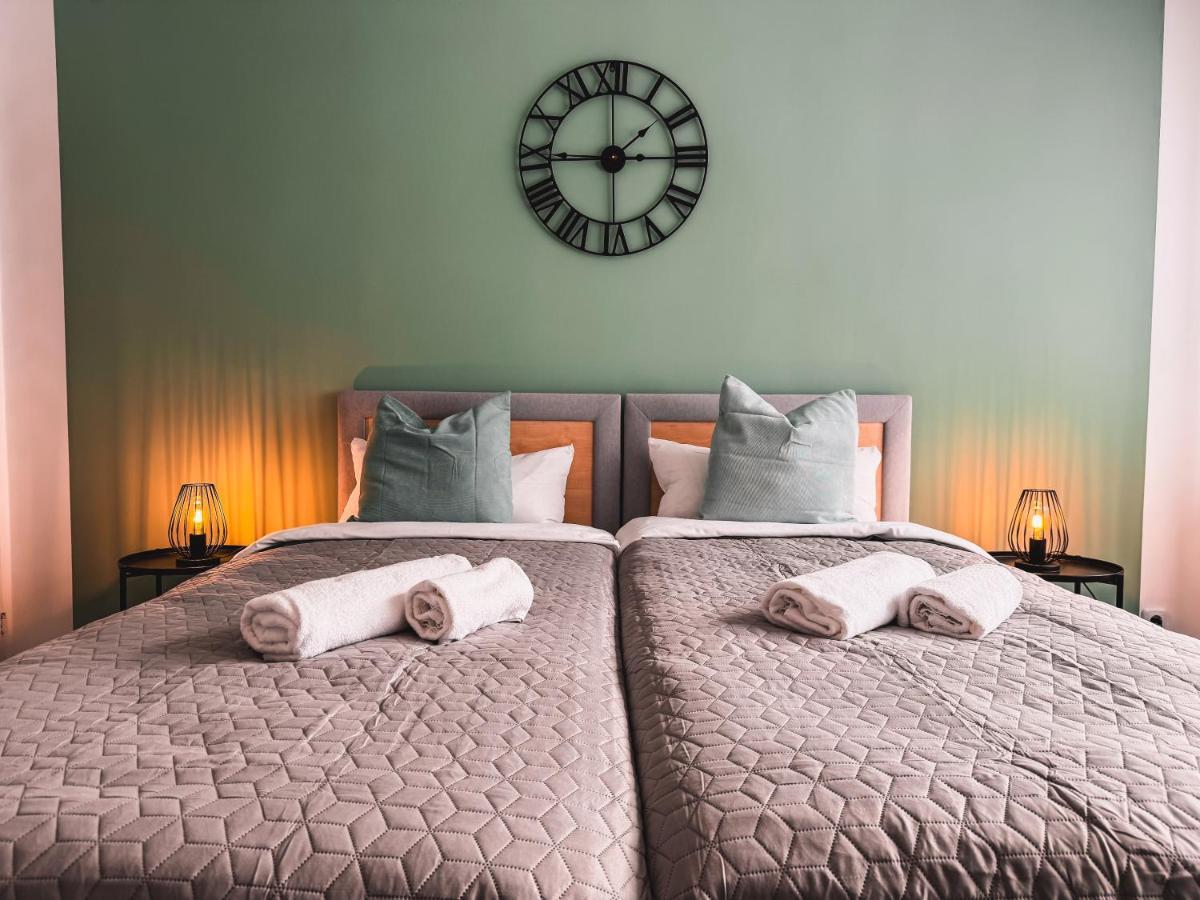 Immostay #6 - Ferienhaus 4 Zimmer Fuer 8 Personen, Wifi & Zentrum Bremen Bagian luar foto