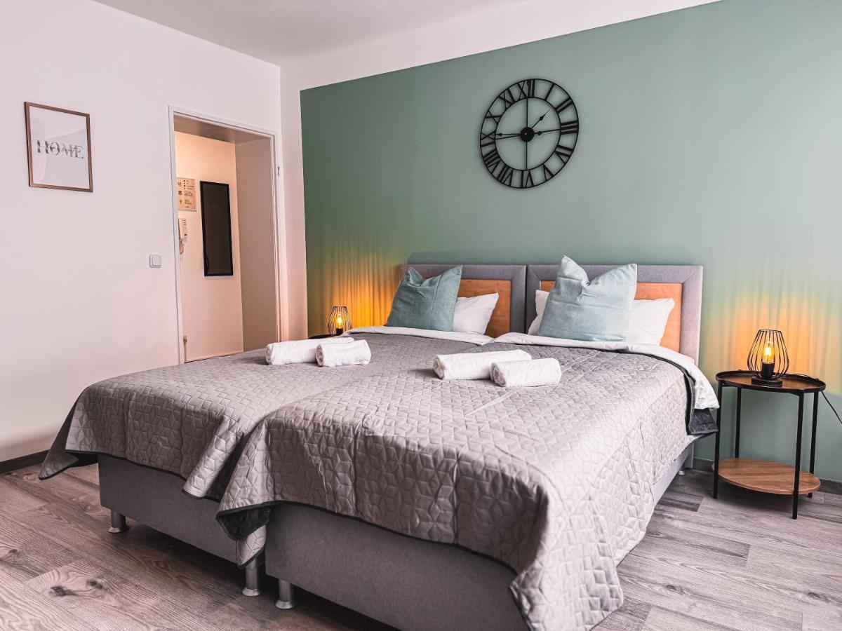 Immostay #6 - Ferienhaus 4 Zimmer Fuer 8 Personen, Wifi & Zentrum Bremen Bagian luar foto