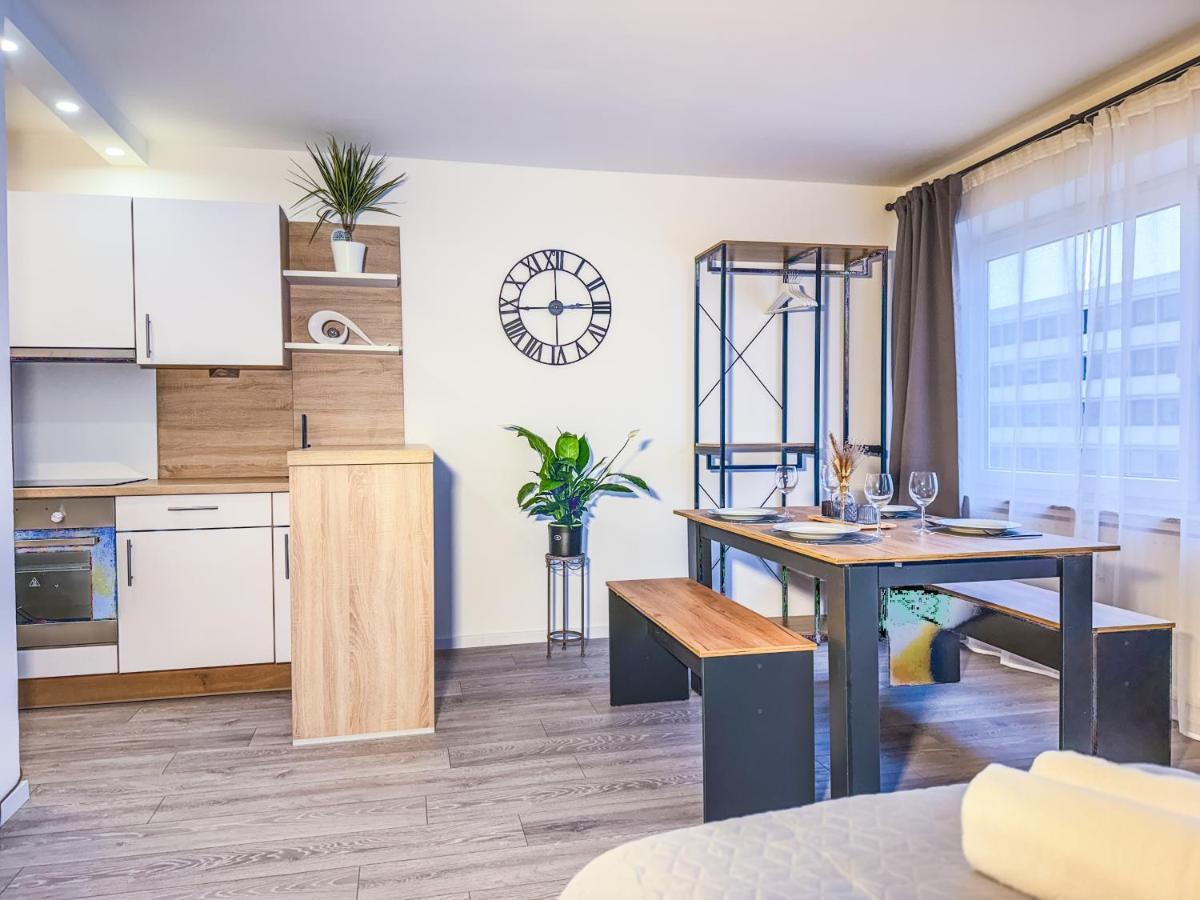 Immostay #6 - Ferienhaus 4 Zimmer Fuer 8 Personen, Wifi & Zentrum Bremen Bagian luar foto