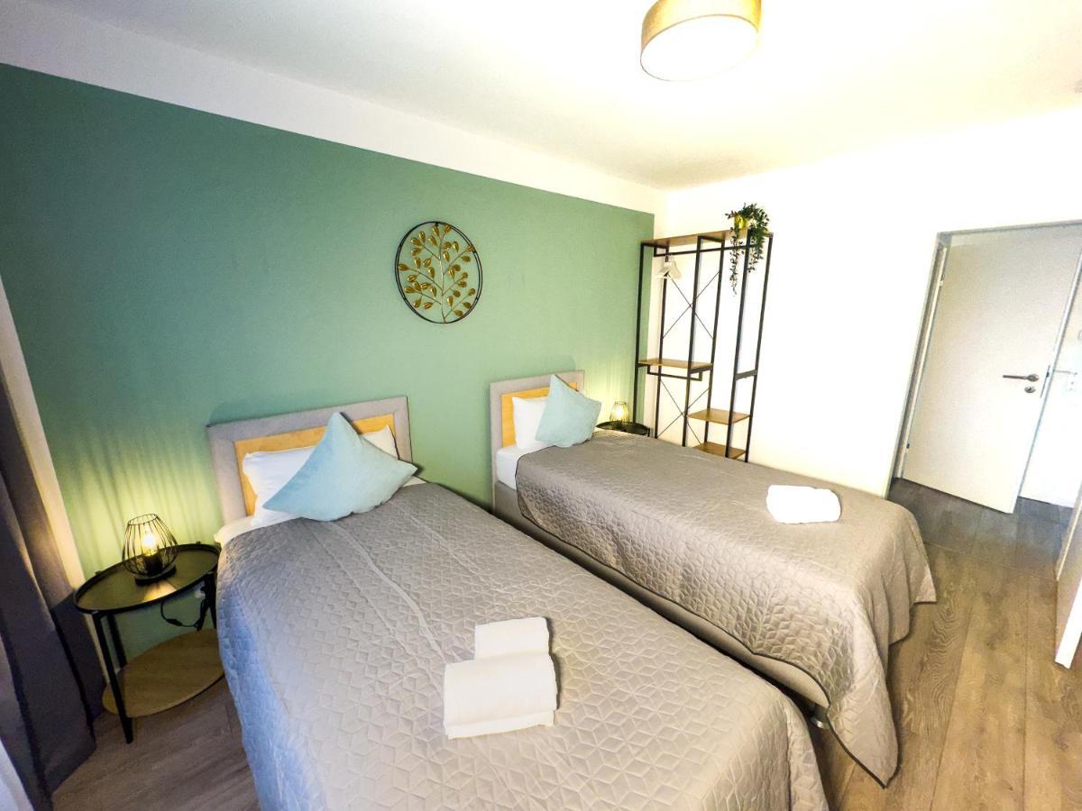 Immostay #6 - Ferienhaus 4 Zimmer Fuer 8 Personen, Wifi & Zentrum Bremen Bagian luar foto