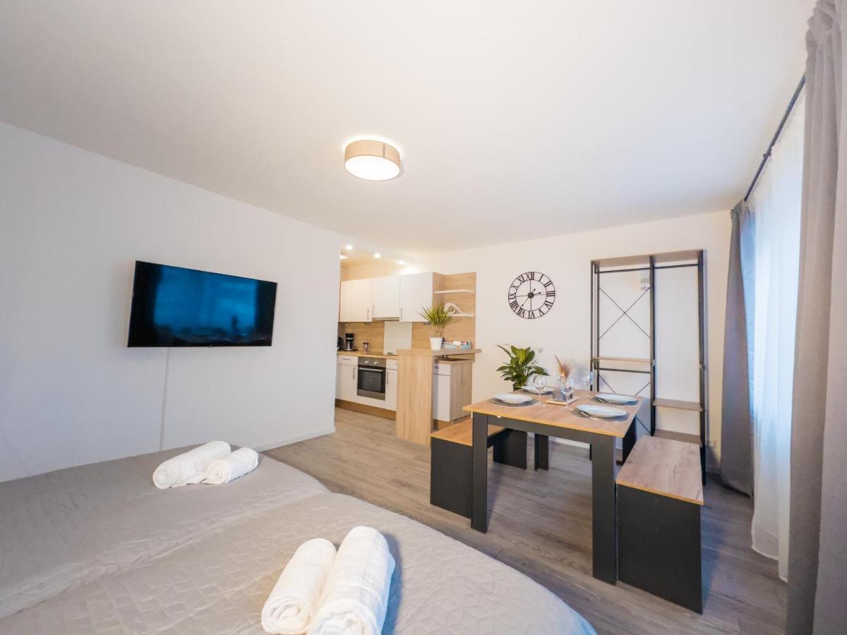 Immostay #6 - Ferienhaus 4 Zimmer Fuer 8 Personen, Wifi & Zentrum Bremen Bagian luar foto